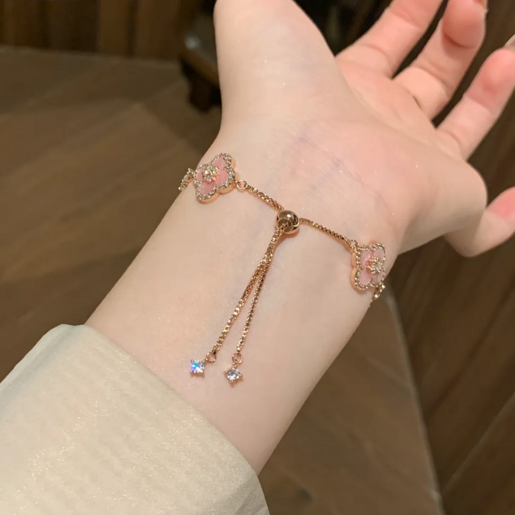 Nova Clover Bracelet