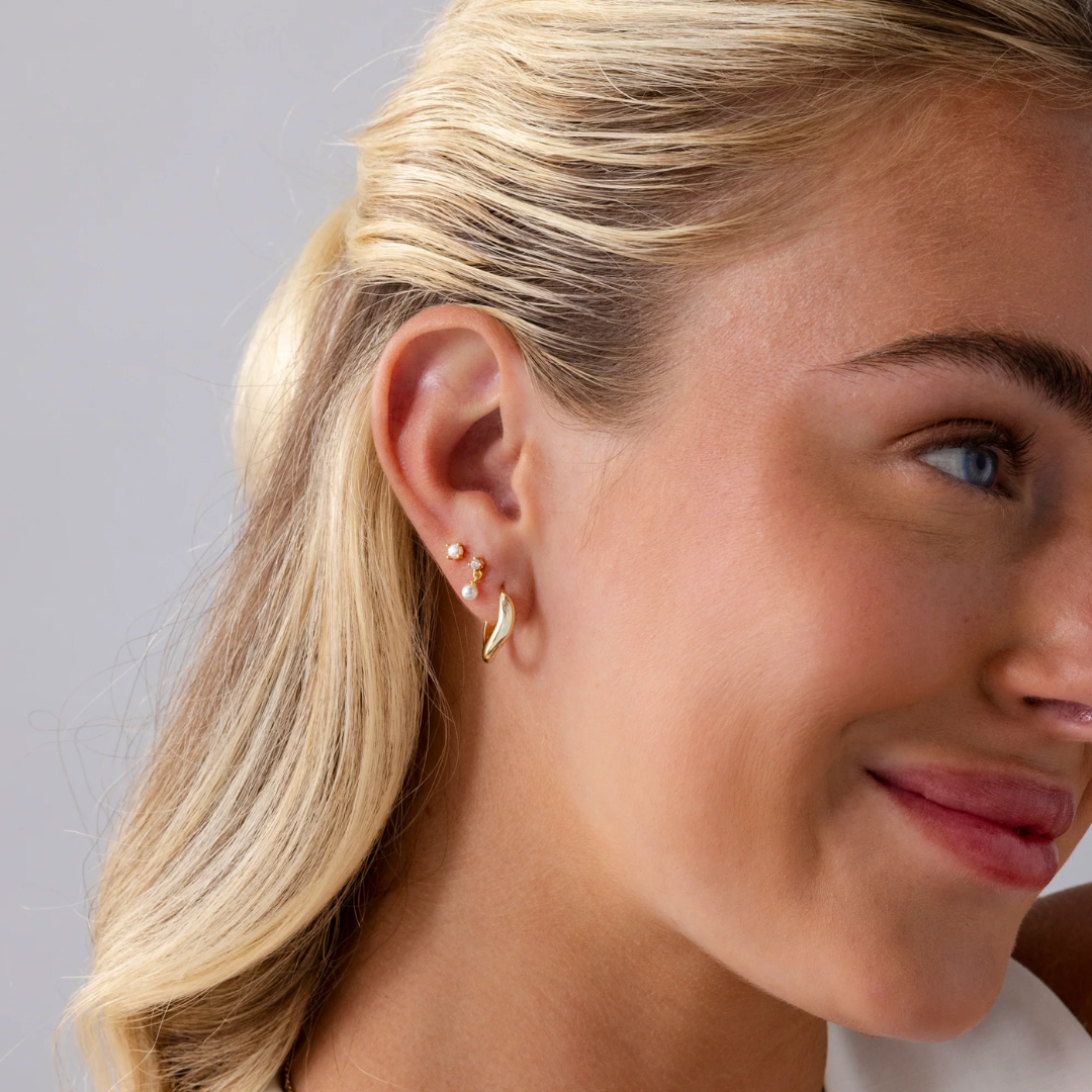 Mini Pearl Flat Back Stud Earrings