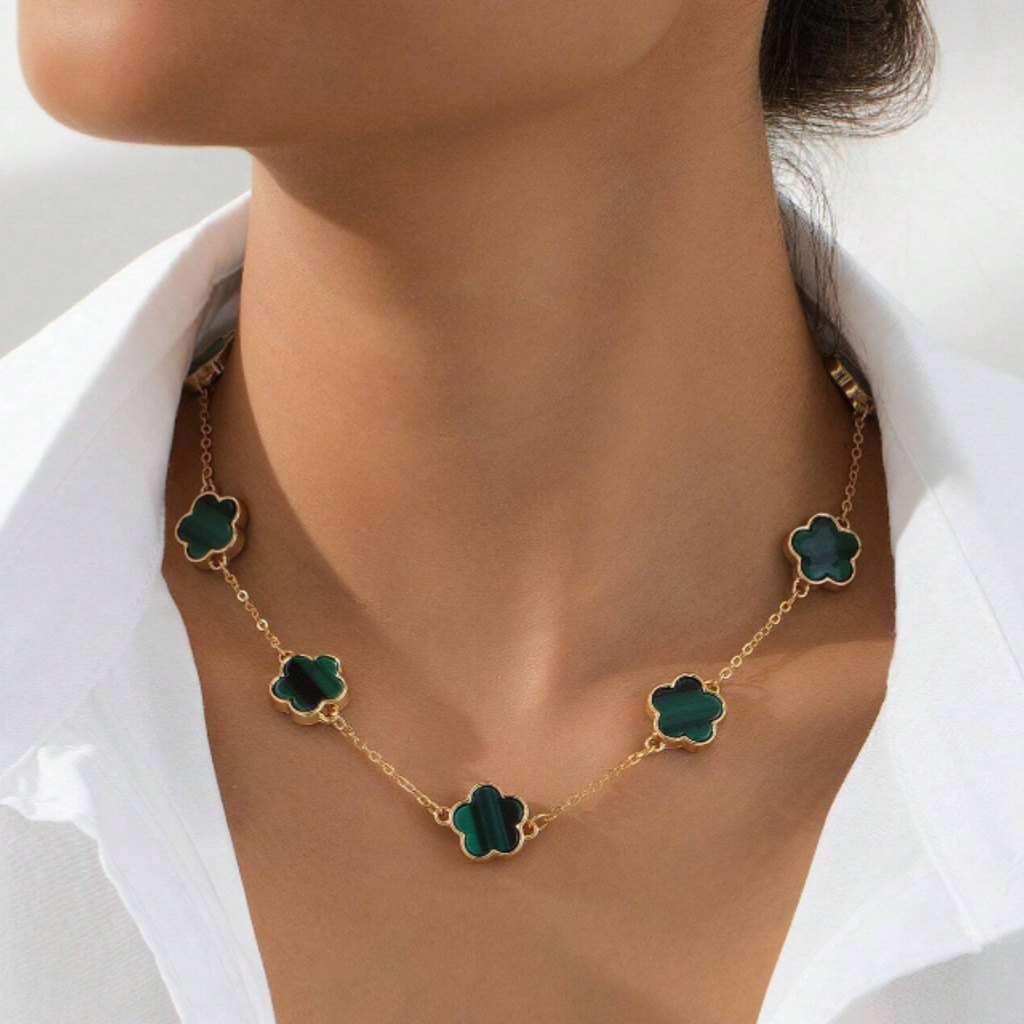 Clover Pendant Necklace