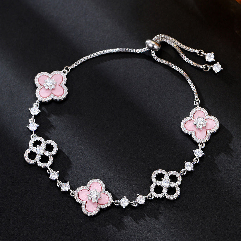 Nova Clover Bracelet